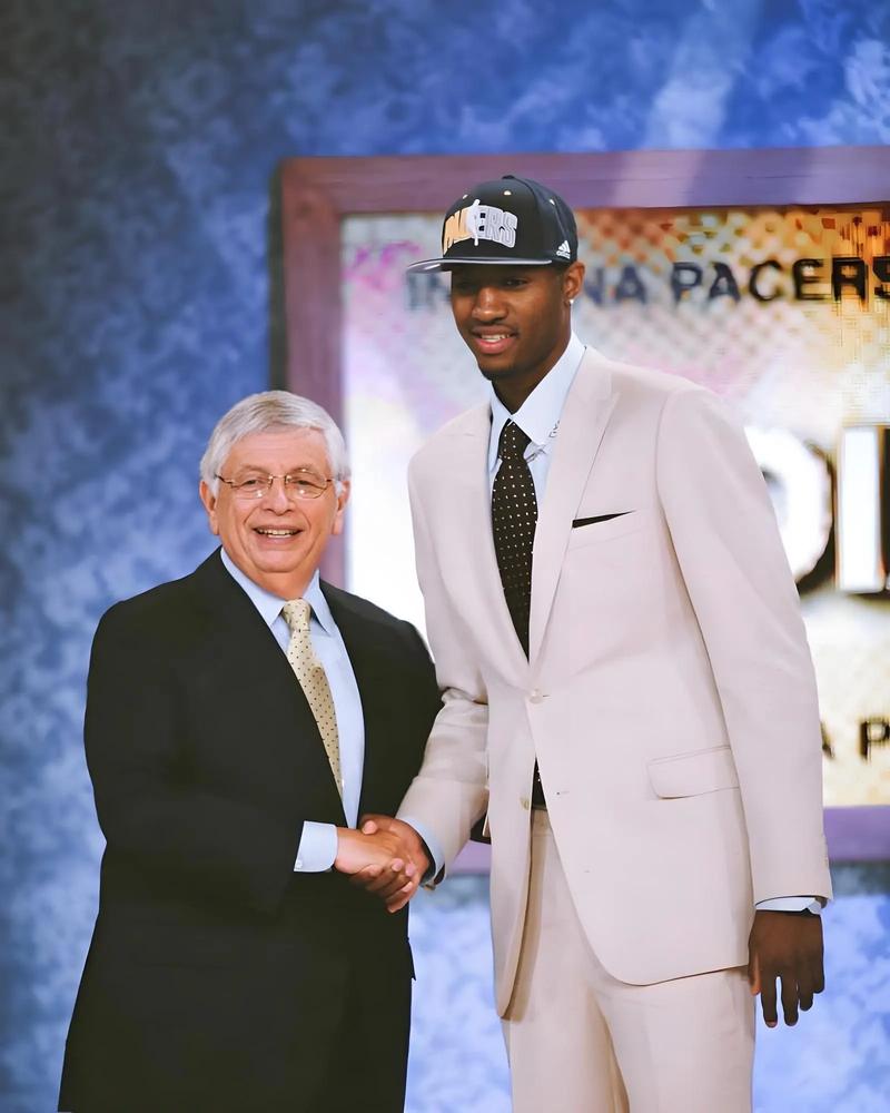 最新消息，国安争冠决定主帅去留，侯森重回首发河南大热不轻敌（最新动态：国安争冠或定主帅去留，侯森回归首发，河南热门不松懈）