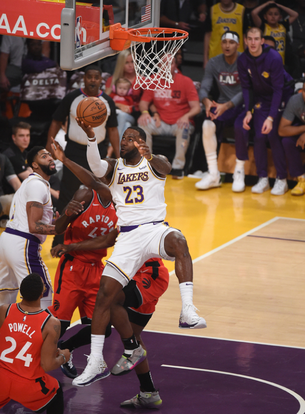 女子篮球联赛赛季最佳球员候选（女篮联赛本赛季最佳球员入围名单）