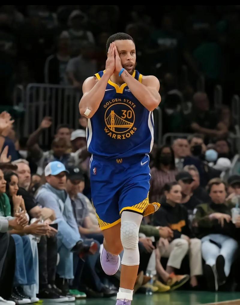 北青：马宁等3名中国裁判执法阿拉伯杯，是世界杯前重要考评（北青：马宁领衔三位中国裁判执法阿拉伯杯，系世界杯前关键考核）