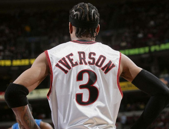 德天空：德甲三强争夺17岁中场德卡特，安德莱赫特要价2500万（德天空：德甲三豪门抢签17岁中场德卡特，安德莱赫特开价2500万）