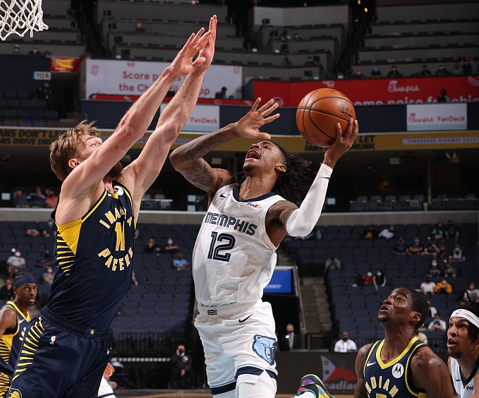 西甲前瞻：皇马遭遇联赛三连平，毕包新赛季伤病情况严重（西甲前瞻：皇马联赛三连平陷低迷，毕尔巴鄂新季伤兵满营）